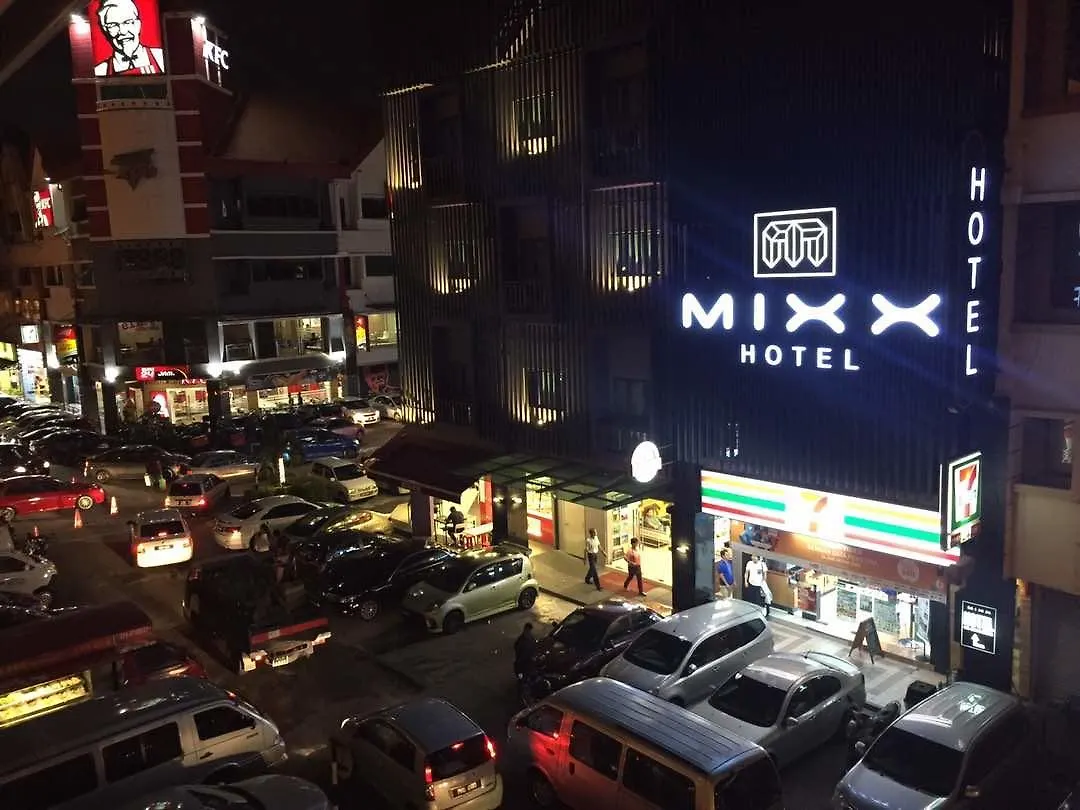 Mixx Express Hotel Sunway contacts